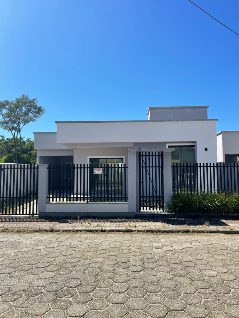 WhatsApp Image 2025-10-23 at 15.02.00 (1)